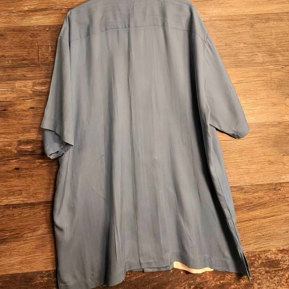 Tiki Classic Palm Tree 100% Silk Tropical Vibes Men's Blue and Cream Shirt - Picture 6 of 8